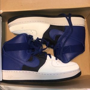 Nike Air Force 1 '07 LV8
